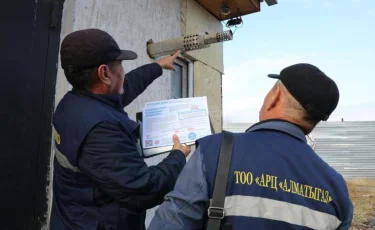 Өрт қауіпсіздігі: Алматыда жер үйлерге құтқару датчиктері орнатылып жатыр