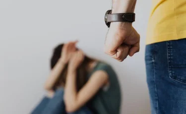 Тұрмыстық зорлық-зомбылық: Биыл Алматыда дағдарыс орталықтарына қанша адам жүгінді?