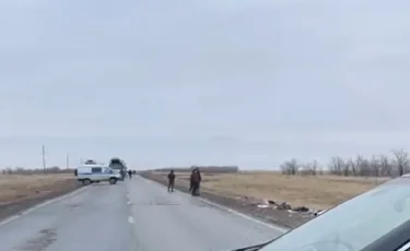Ақтөбе облысында шетелдіктер мінген автобус аударылып, бес адам қаза тапты