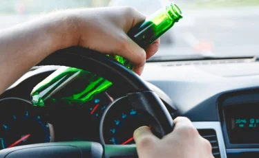 Қауіпті жүргізушілер:  Алматыда бір түннің өзінде 6 мас жүргізуші ұсталды