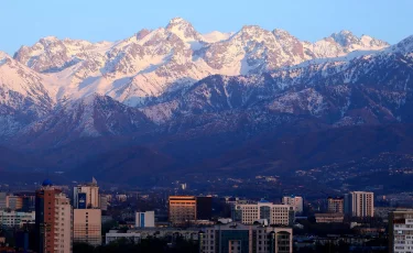 Алматыдағы ахуал тұрақты: полиция құқық бұзушылық саны азайғанын хабарлады