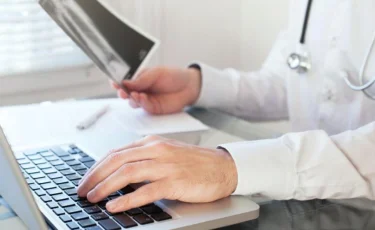 Завышенные тарифы  Damumed стоили компании 286 млн тенге