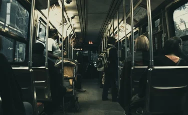Житель Темиртау устроил поножовщину в автобусе