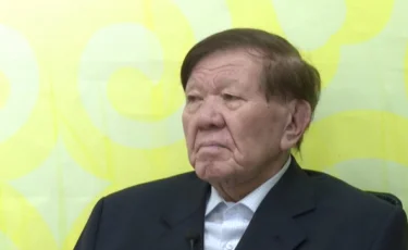 «93 жасқа келгенде өлемін»: Мұхтар Шаханов көріпкелдің сөзіне сенетінін айтты