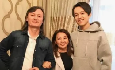 «Бірдеңе айтуға қорқатын болдық»: Ұлықпан Жолдасовтың әйелі ренішін айтты