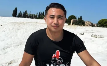 Казахстанского блогера с многомиллионной аудиторией объявили в розыск