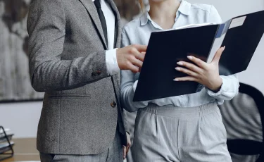 1,8 млн тенге за работу: казахстанские работодатели ищут редких специалистов