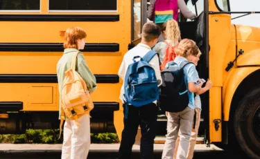 Неисправные автобусы угрожали безопасности сотен школьников в СКО