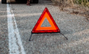 Три человека погибли в ДТП на трассе в Туркестанской области