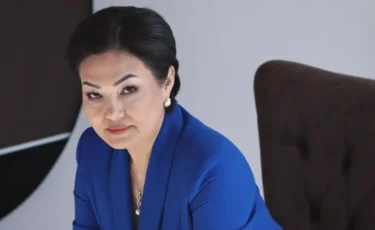 «Осы қалпым өзіме ұнайды»: Дана Нұржігіт бет пен бөксеге ота жасайтындарды сынға алды