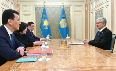 Конституциялық комиссия мүшелері Тоқаевқа есеп берді