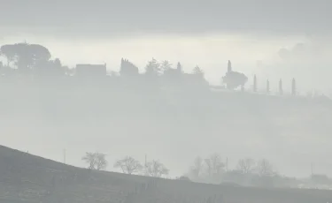 Жители Усть-Каменогорска дышат ядом, власти бездействуют: депутат поднял тревогу