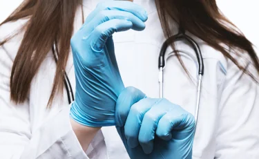 Минздрав Казахстана усиливает контроль на границе из-за вируса Нипах