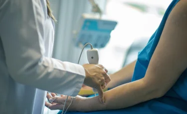 Минздрав взялся за частные клиники: сотни кабинетов работали без лицензии