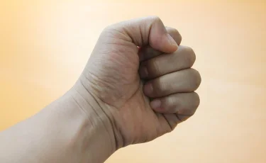 Избили врача и медсестру: в Экибастузе задержали троих напавших на медиков