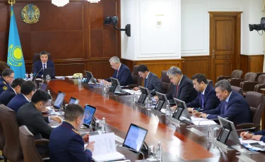 Казахстан ужесточает миграционную политику: новые правила, цифровой контроль и борьба с фиктивной регистрацией