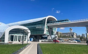 Первые сбои в работе LRT: в CTS обвинили пассажиров в аварийных остановках