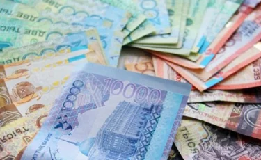 Шымкенттік оқушылар сабақты жақсы оқып, 48,8 миллион теңге табыс тапты