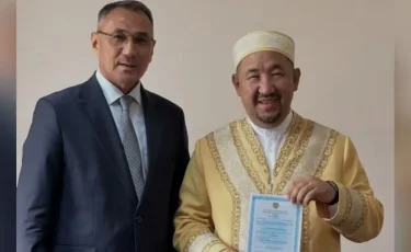 Нурлан имам первым получил разрешение на религиозную деятельность