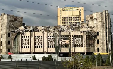 Алматыда Студенттер сарайы опырылды: ҚазҰУ мәлімдеме жасады