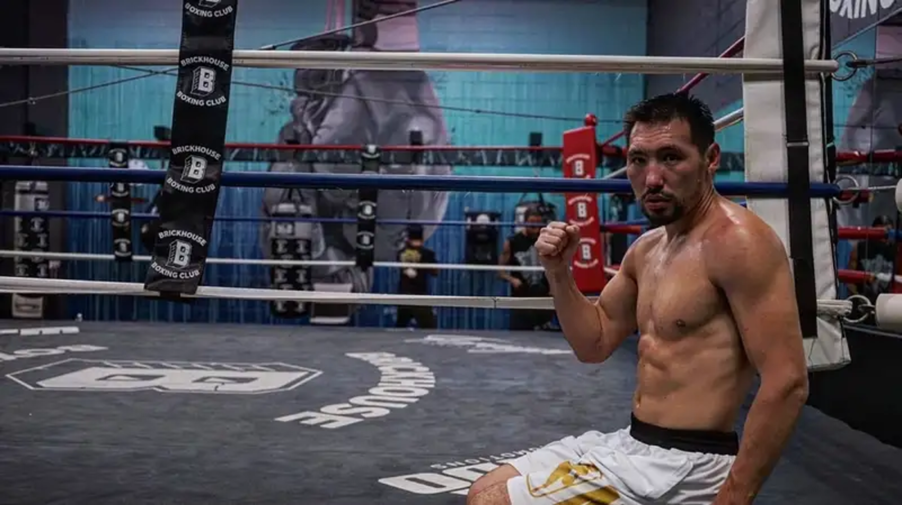 Толық HD тұсқағаз күйген бөкселер