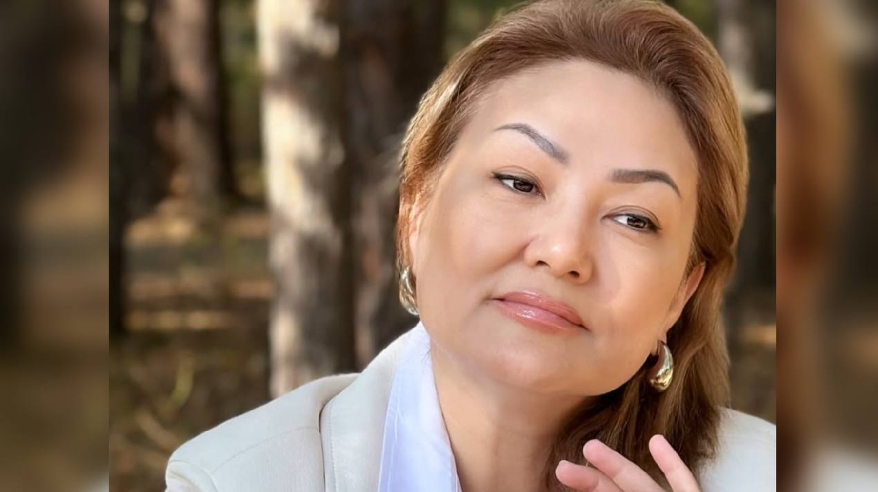 Лена апайдың аузына синады